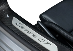 
										2005 Porsche Carrera GT limited full									