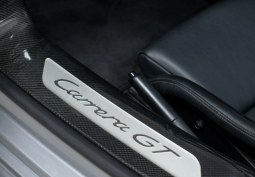 
										2005 Porsche Carrera GT limited full									