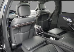 
										2017 Maybach 600 Limo full									